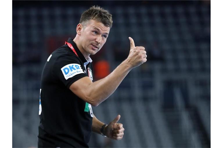 Handball-Bundestrainer Trainer Christian Prokop benennt seinen endgültigen EM-Kader erst am Montag. Foto: Damir SENCAR/HINA/dpa