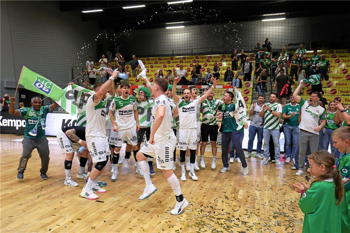 Handball, HC Oppenweiler/Backnang, Rückspiel beim HC Eintracht Hildesheim und Ju...