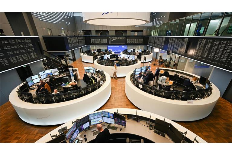 Handelsraum der Frankfurter Börse: Die Dividenden für Aktionäre werden dieses Jahr steigen. (Archivbild)