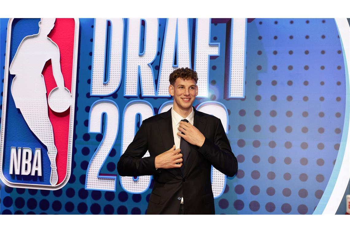 Hannes Steinbach spielt zukünftig in der NBA.