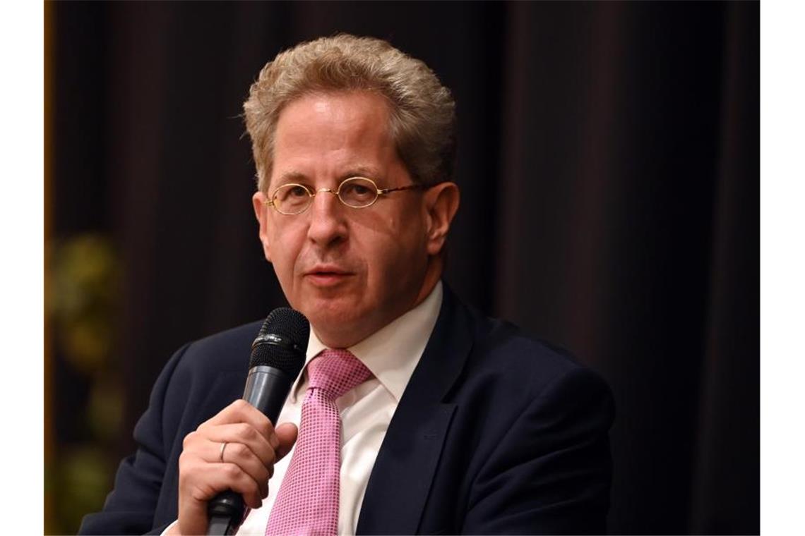 „Impfstopp“-Video: Thüringer CDU kritisiert Maaßen scharf Hans-Georg Maaßen bei einem Auftritt in Suhl. Foto: Martin Schutt/dpa-Zentralbild/dpa