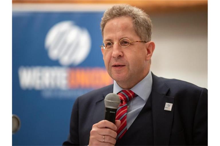 Hans-Georg Maaßen (CDU), Ex-Verfassungsschutzpräsident, bei einer Wahlkampfveranstaltung in Thüringen. Foto: Michael Reichel/dpa