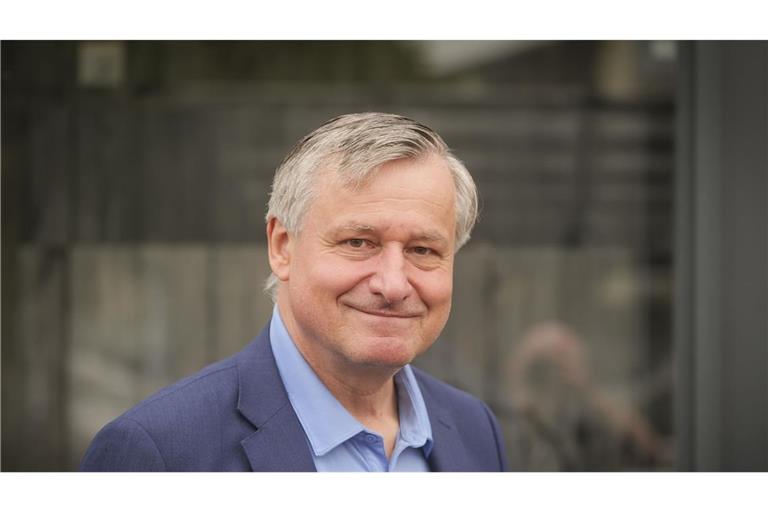 Hans-Ulrich Rülke beim Unterschriftensammeln gegen den XXL-Landtag im Sommer.