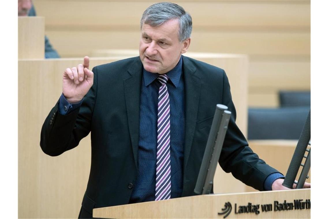 Hans-Ulrich Rülke, FDP-Fraktionsvorsitzender im Landtag von Baden-Württemberg, spricht im Landtag. Foto: Tom Weller/dpa