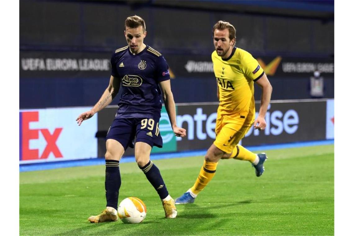 Aus für Tottenham Hotspur und die Glasgow Rangers Harry Kane (r) schied mit Tottenham Hotspur in Zagreb aus. Foto: Luka Stanzl/PA Wire/dpa