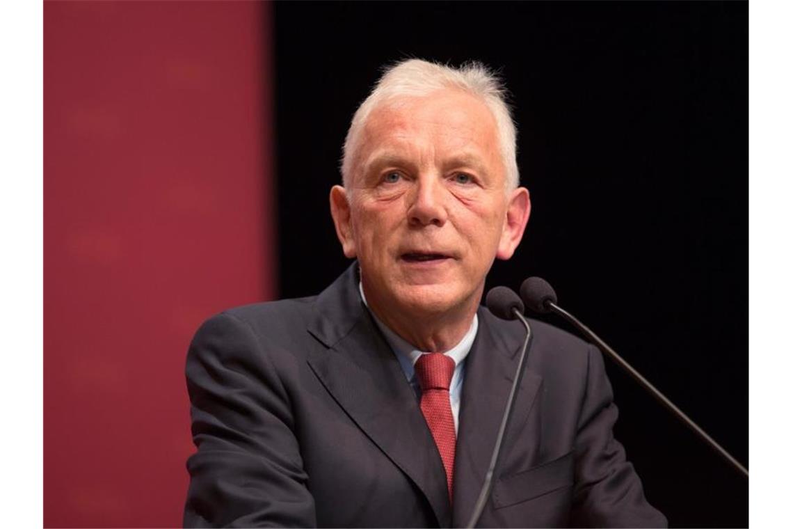 Harry Mergel, Oberbürgermeister der Stadt Heilbronn, spricht am Rednerpult. Foto: Silas Stein/dpa/Archivbild