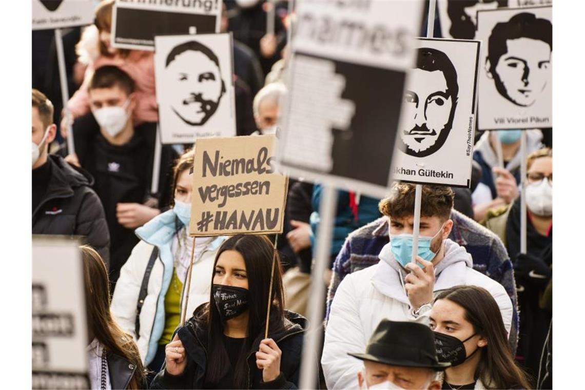 Amnesty: Polizei gegen rassistische Gewalt besser aufstellen „Hasskriminalität beruht auf strukturellen Diskriminierungen, die tief in Gesellschaften verwurzelt sind.“. Foto: Andreas Arnold/dpa