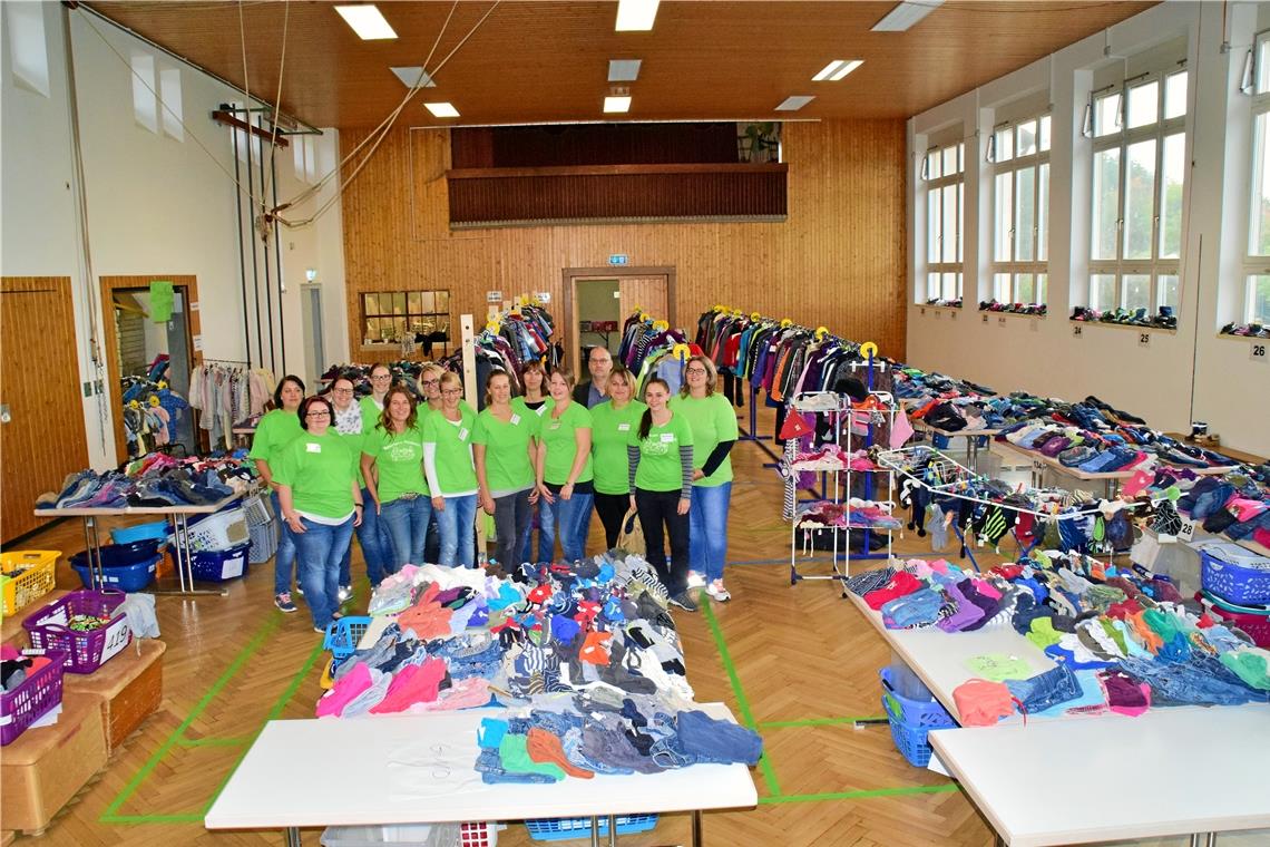 Basarteam wagt den Neustart Hat das Hygienekonzept selbst erarbeitet: Basarteam aus Steinbach. Fotos: privat