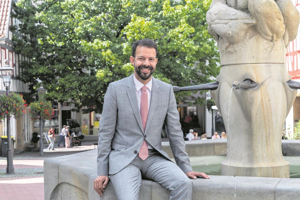 Von der Vielfalt der Aufgaben fasziniert Hat die Luft im Bundestag und im Landtag geschnuppert und fühlt sich im Rems-Murr-Kreis und in Backnang wohl: Peter Zaar. Foto: J. Fiedler