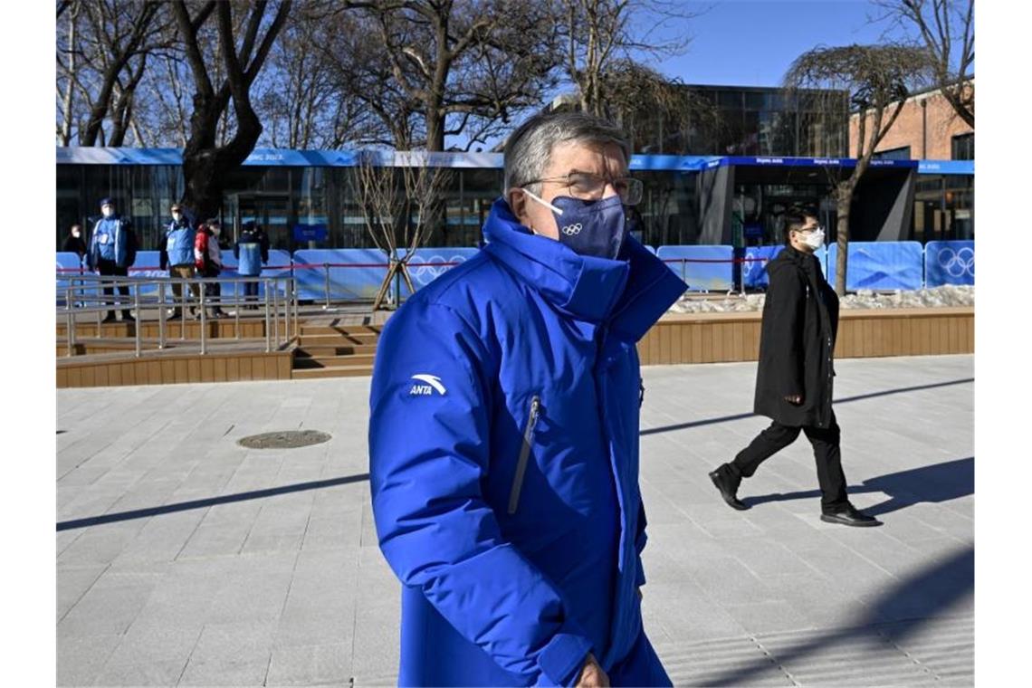 Das war die Olympia-Nacht Hat erneut die Neutralität der Olympischen Spiele betont: Thomas Bach, Präsident des Internationalen Olympischen Komitees. Foto: Wang Zhao/Pool AFP/dpa