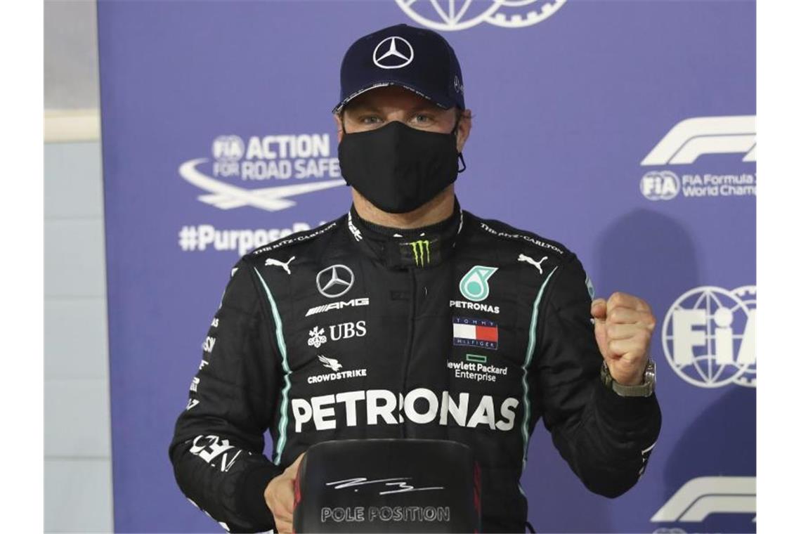 Das muss man zum Saisonfinale in Abu Dhabi wissen Hat im zweiten Mercedes mit 205 Punkten die besten Chancen Vizeweltmeister zu werden: Valtteri Bottas. Foto: Tolga Bozoglu/Pool EPA/dpa