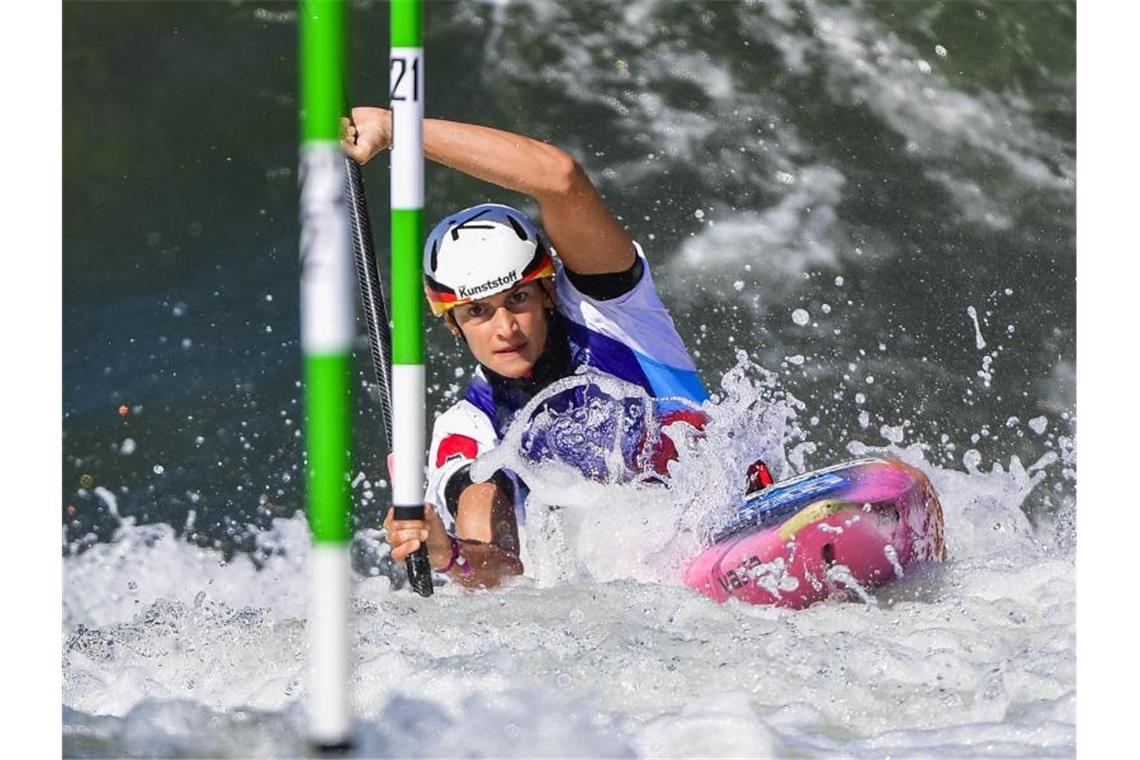 Kanutin Funk holt nach Olympia-Gold auch WM-Titel Hat in Bratislava WM-Gold geholt: Siegerin Ricarda Funk in Aktion. Foto: Jaroslav Novák/TASR/dpa