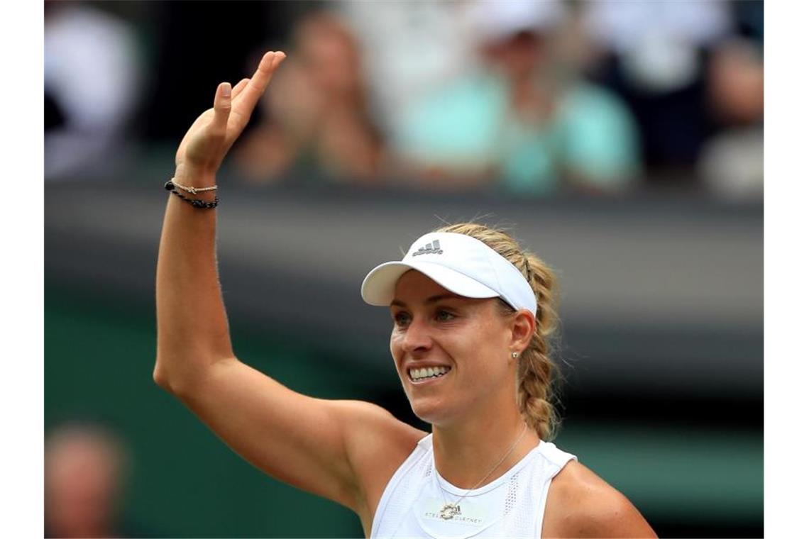 Hat in Wimbledon die dritte Runde als Ziel: Titelverteidigerin Angelique Kerber. Foto: Mike Egerton/PA Wire