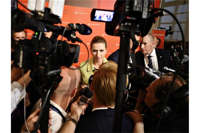 Hat mit einer strengen Einwanderungspolitik die Parlamentswahl in Dänemark gewonnen: die Sozialdemokratin Mette Frederiksen. Foto: Philip Davali/Ritzau Scanpix/AP
