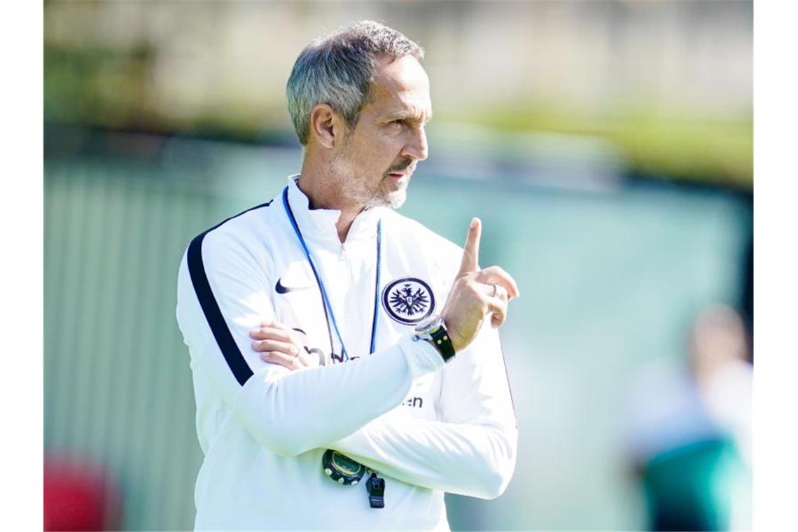 „Gibt nichts Schöneres“: Eintracht freut sich auf Arsenal Hat mit seinem Team den FC Arsenal zu Gast: Eintracht-Coach Adi Hütter. Foto: Uwe Anspach