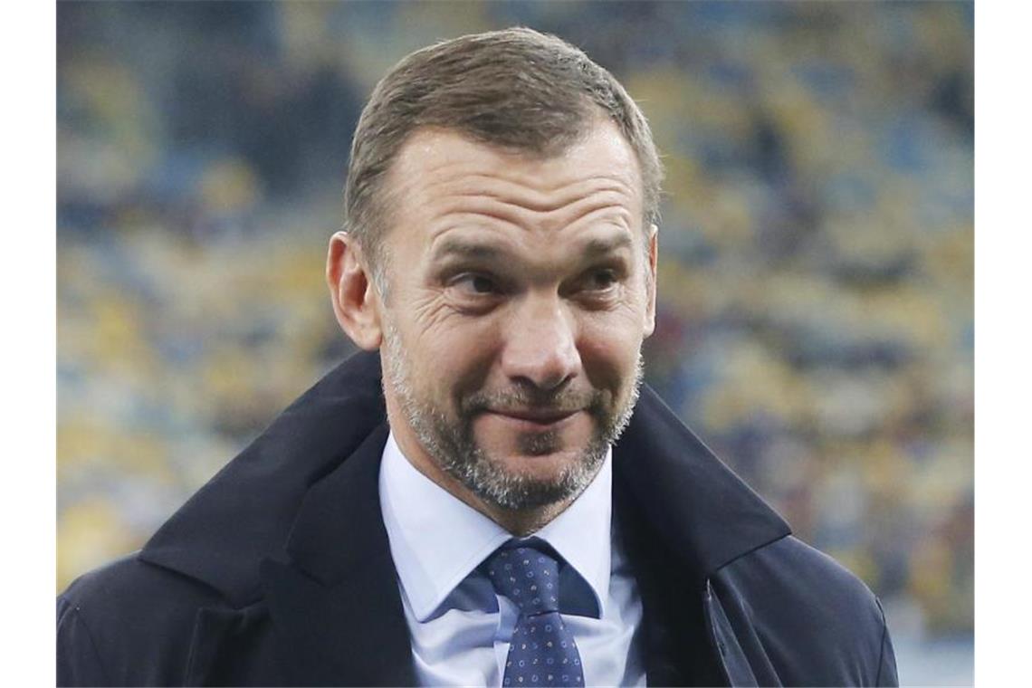 Hat mit seinem Team die EM-Qualifikation sicher: Der ukrainische Cheftrainer Andrej Schewtschenko. Foto: Efrem Lukatsky/AP/dpa
