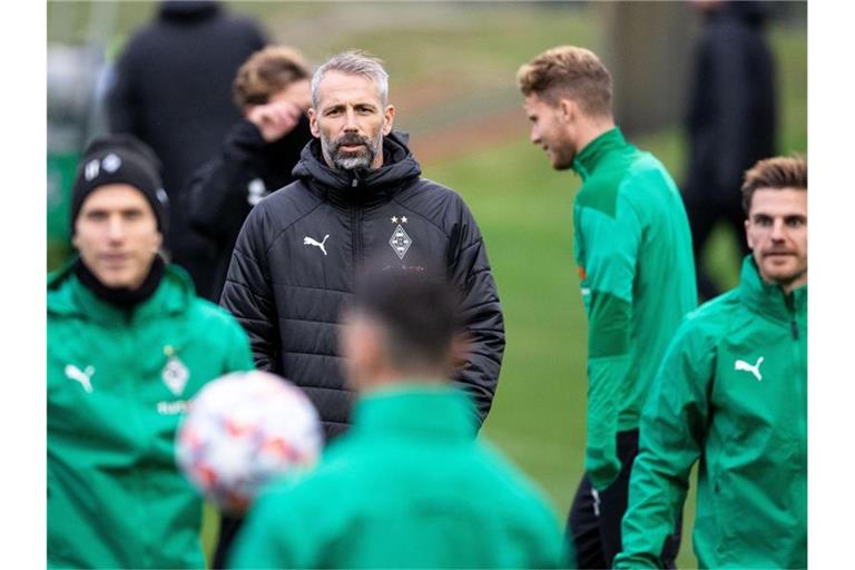 Hat mit seinem Team die Königlichen zu Gast: Gladbach-Coach Marco Rose. Foto: Marius Becker/dpa
