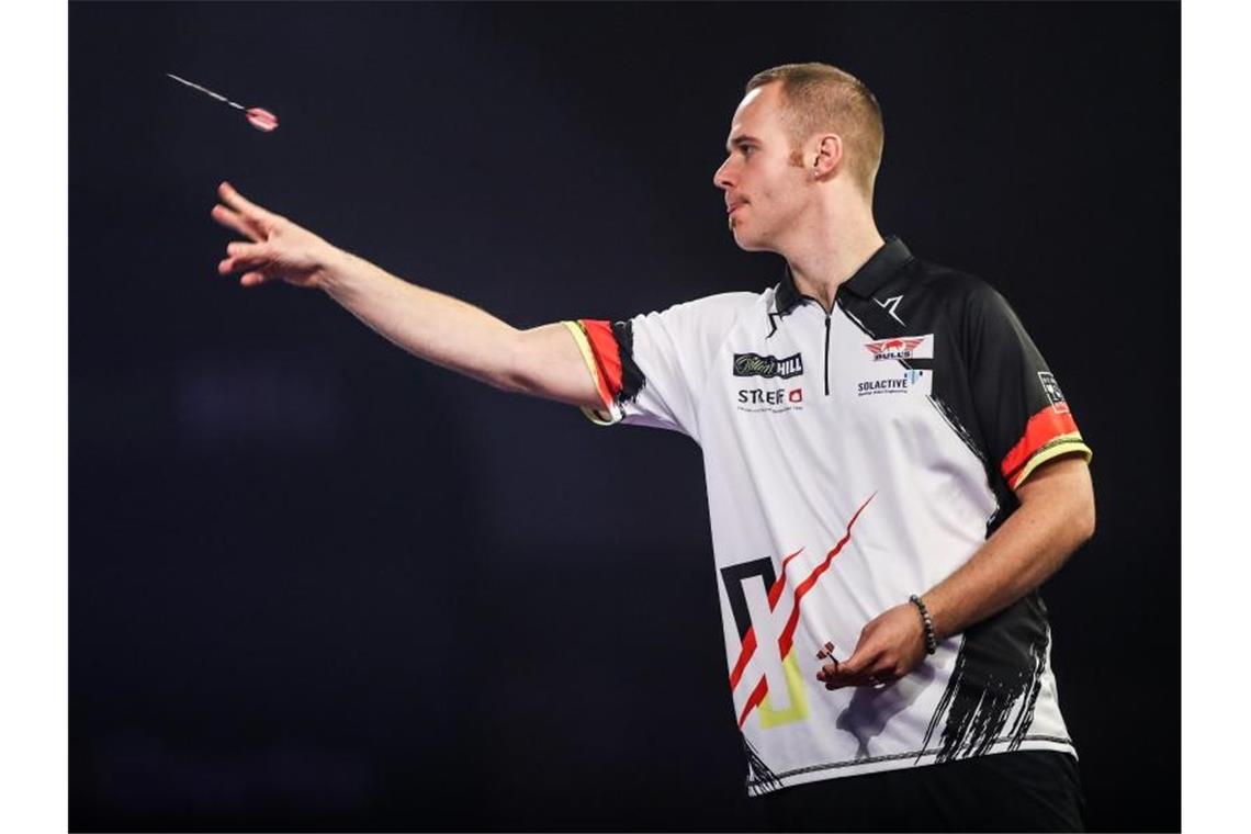 Hat sich nicht für die Darts-WM 2022 qualifizieren können: Max Hopp. Foto: Kieran Cleeves/PA Wire/dpa