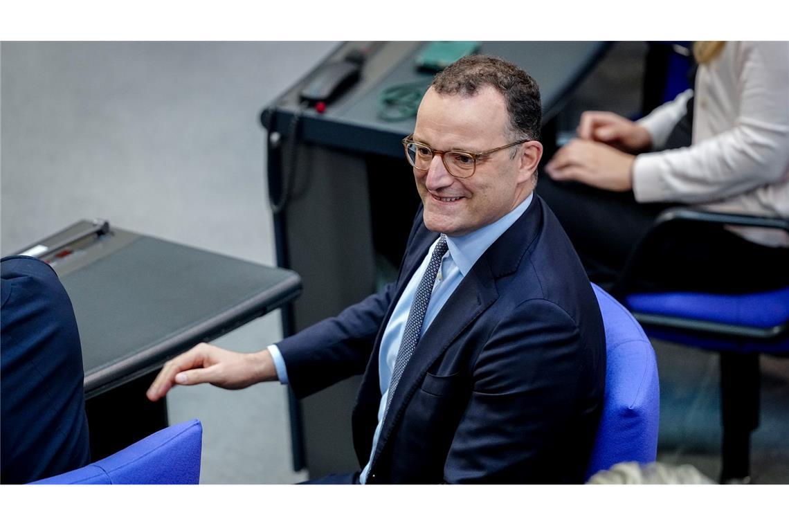 Hat Unionsfraktionschef Jens Spahn (CDU) womöglich auch wegen des anstehenden Urteils aus Karlsruhe die Vermögensverteilung als Problem adressiert? (Archivbild)