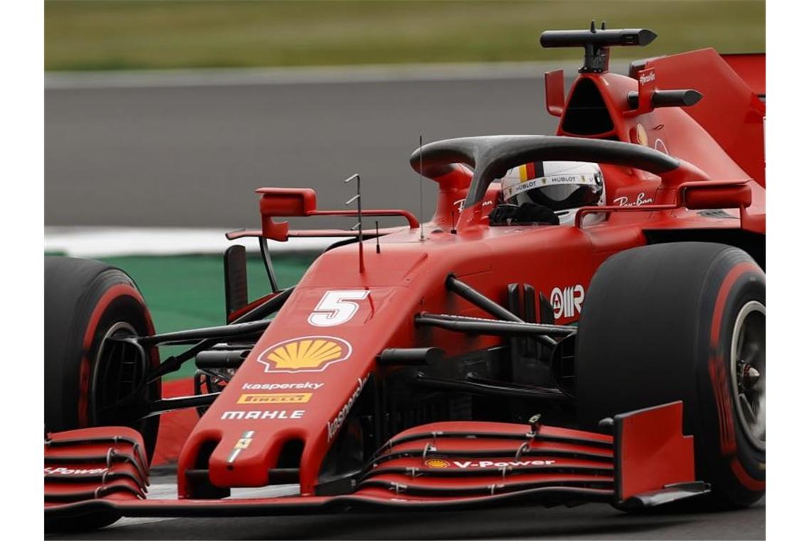 Letzter Ausweg: Neues Chassis für Vettels Ferrari Hat wenig Grund zur Hoffnung auf einen Sieg in Spanien: Sebastian Vettel mit seinem Ferrari. Foto: Andrew Boyers/Pool'Reuters/AP/dpa