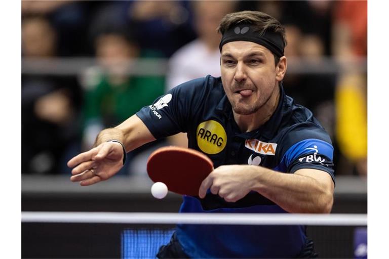 Hat zum fünften Mal nacheinander gegen die Nummer eins des Tischtennis verloren: Timo Boll in Aktion. Foto: Swen Pförtner/dpa