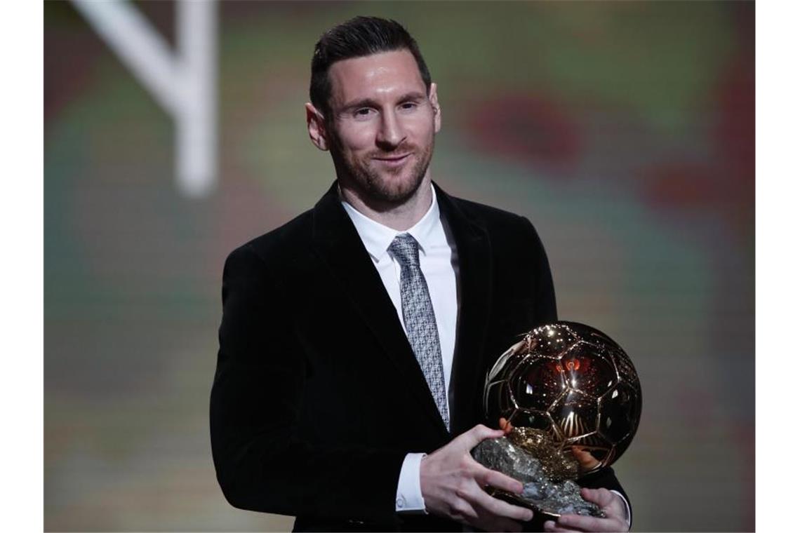 Hat zum sechsten Mal den Ballon d'Or 2019 gewonnen: Linel Messi. Foto: Francois Mori/AP/dpa