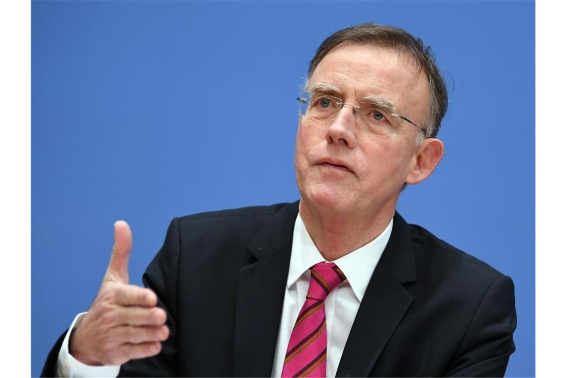 Kommunalverband fordert besseren Schutz von Bürgermeistern Hauptgeschäftsführer des Deutschen Städte- und Gemeindebundes (DStGB): Gerd Landsberg. Foto: Britta Pedersen/dpa