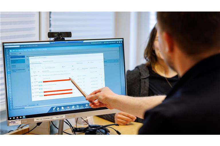 Hausärzte ziehen eine kritische Bilanz der Anfang 2025 eingeführten elektronischen Patientenakten (Symbolfoto).