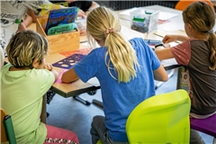 Hausaufgaben, Spiele und gemeinsames Essen: Auf die Betreuung am Nachmittag haben bald mehr Kinder Anspruch. Archivfoto: Alexander Becher