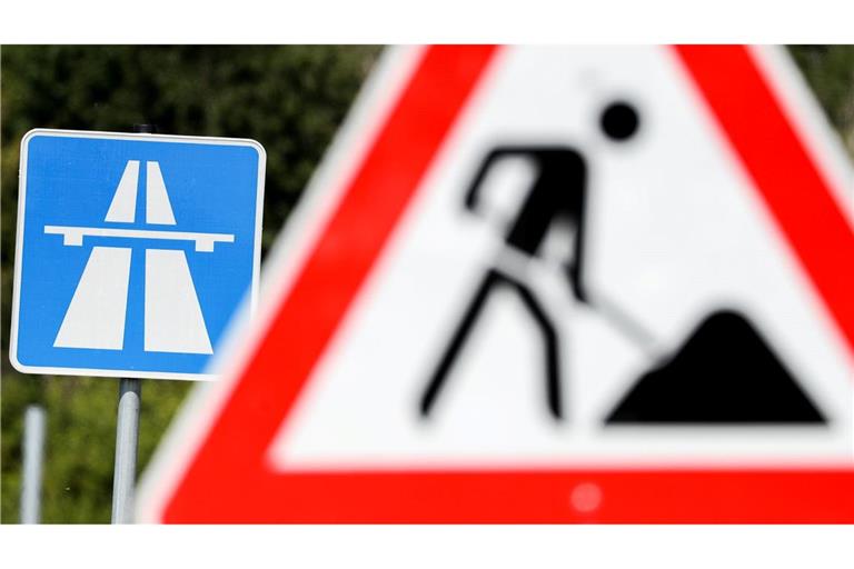 Haushaltslücke droht Verkehrsprojekte zu verzögern (Foto-Archiv).