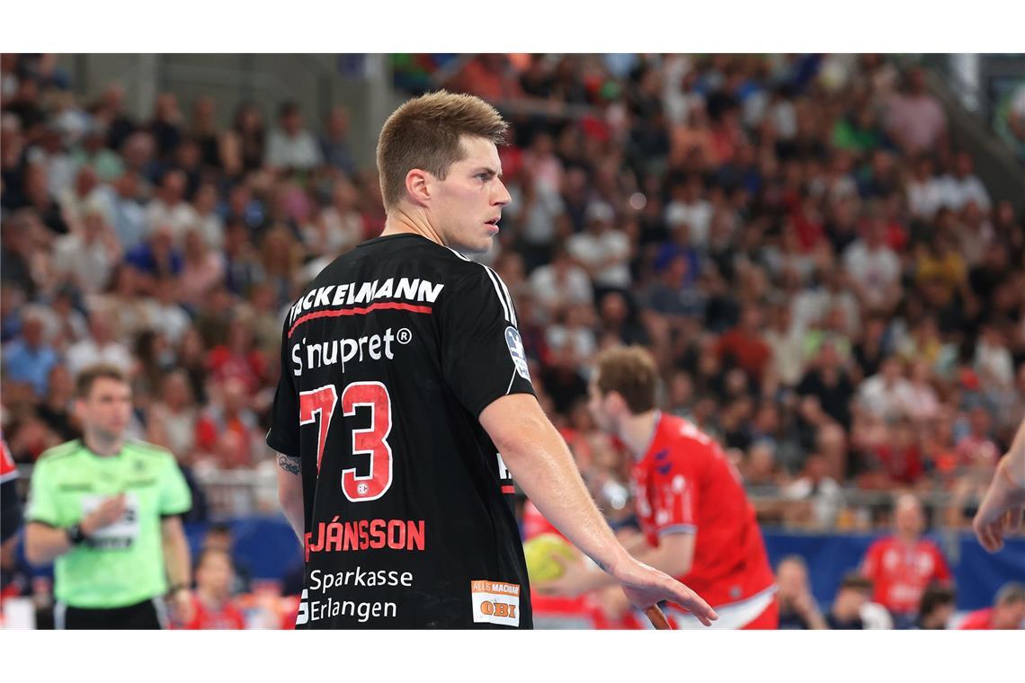 Nach Niederlage im Abstiegs-Gipfel: SG BBM Bietigheim ganz nah am Abgrund HCE-Torjäger Viggo Kristjansson warf sieben Tore.