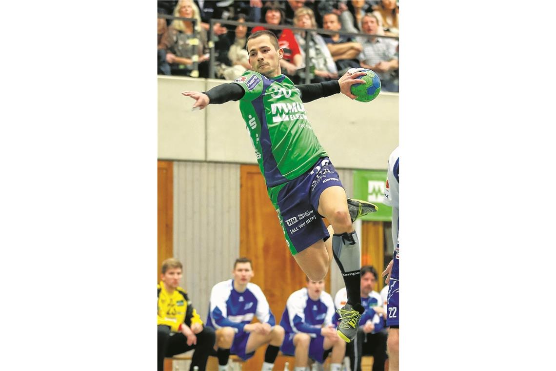 HCOB-Handballer Philipp Maurer hat eine starke linke Hand. Ideal für die Positionen Rechtsaußen und Halbrechts. Fotos: A. Becher, privat