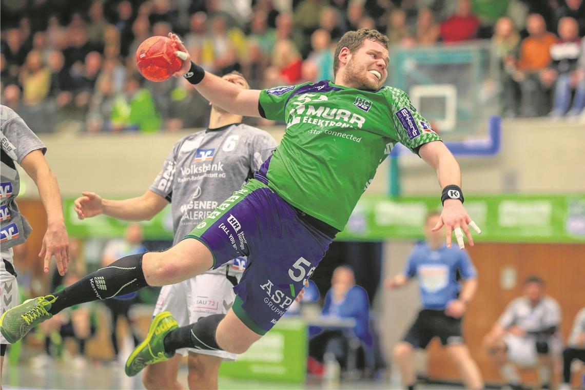 HCOB-Spieler Dominik Koch ist kämpferisch immer vorne mit dabei und überzeugt durch großen Einsatz.Foto: A. Becher