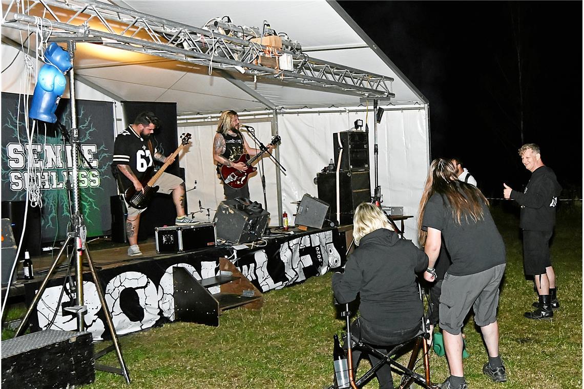 Headliner am Samstag ist die Band „Sendeschluss“ aus Bayern.