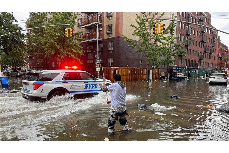 Heftiger Regen hat in New York City für Überschwemmungen gesorgt.