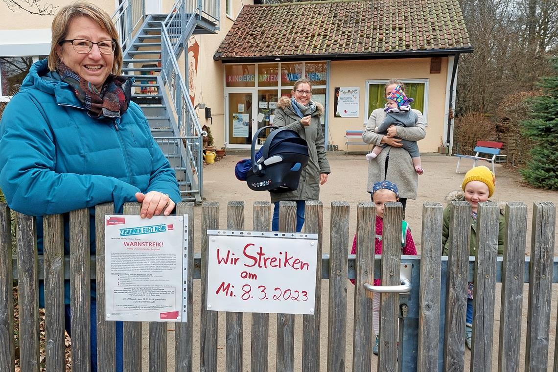 Heidi Schorer leitet die Kita Waldheim. Sie und ihre streikenden Kolleginnen haben die volle Rückendeckung der Eltern. Foto: privat