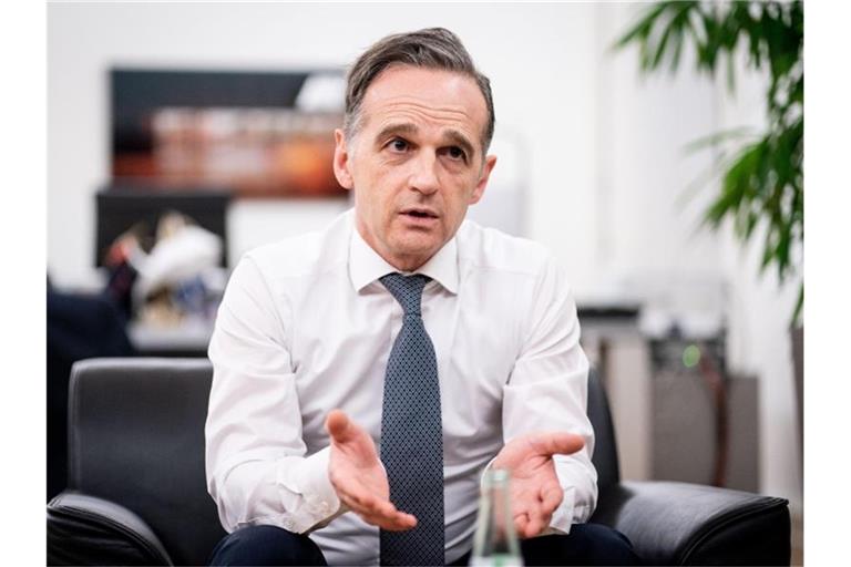 Heiko Maas (SPD) spricht sich für die Bewaffnung von Bundeswehr-Drohnen aus. Foto: Kay Nietfeld/dpa/Archivbild