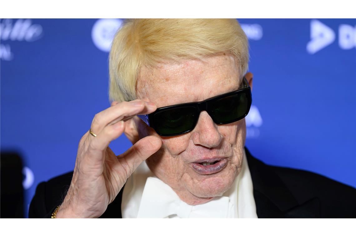 Heino will Nationalhymne bei Konzerten singen Heino geht mit seinen Hits auf Tournee und der Nationalhymne