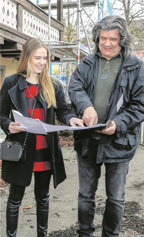 Heinz Lochmann und seine Tochter Lara halten an ihren Plänen fest. Archivfoto: A. Becher