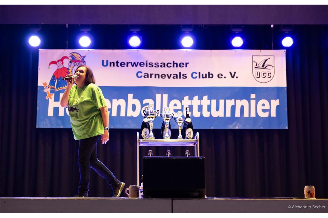 Herrenballetturnier vom Unterweissacher Carnevals-Club in der Seeguthalle in Cot...