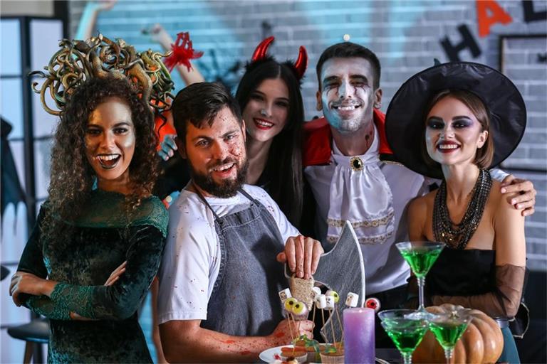 35 Last-Minute-Kostüme für Halloween Hier sind 35 Ideen für Ihr Last-Minute-Kostüm.