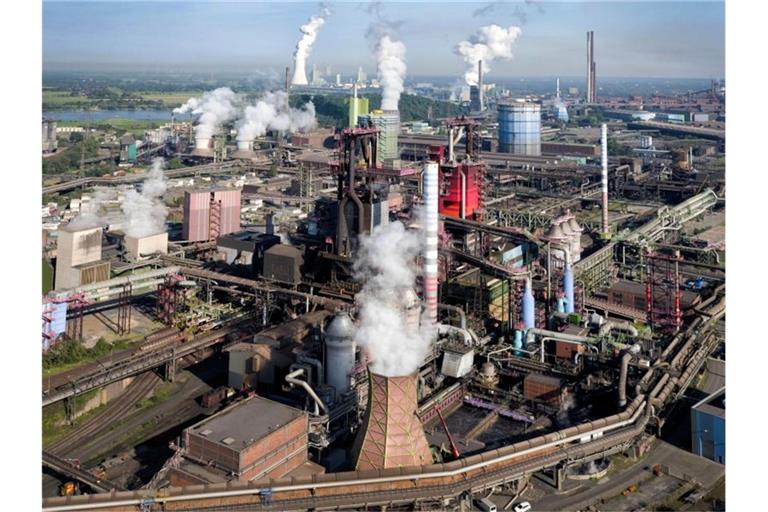Hochöfen von ThyssenKrupp in Duisburg. Foto: Arnulf Stoffel