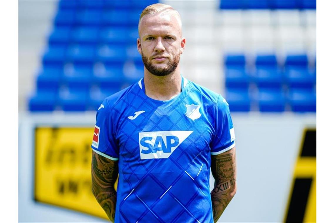 Werder Bremen macht Vogt-Verpflichtung perfekt Hoffenheims Ex-Kapitän Kevin Vogt wechselt bis zum Saisonende auf Leihbasis zum SV Werder Bremen. Foto: Uwe Anspach/dpa/Archivbild