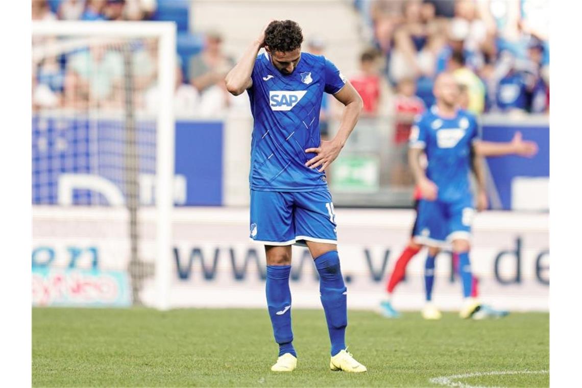 Knie-OP bei Hoffenheims Stürmer Belfodil Hoffenheims Ishak Belfodil, hier nach einem Spiel gegen den SC Freiburg. Foto: Uwe Anspach/dpa