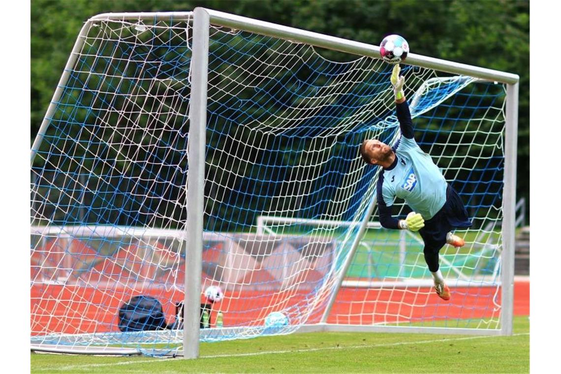 Löws Neulinge: Einer sticht sogar Lewandowski und Müller aus Hoffenheims Torwart Oliver Baumann hat eine Einladung von Bundestrainer Joachim Löw erhalten. Foto: -/TSG 1899 Hoffenheim/dpa