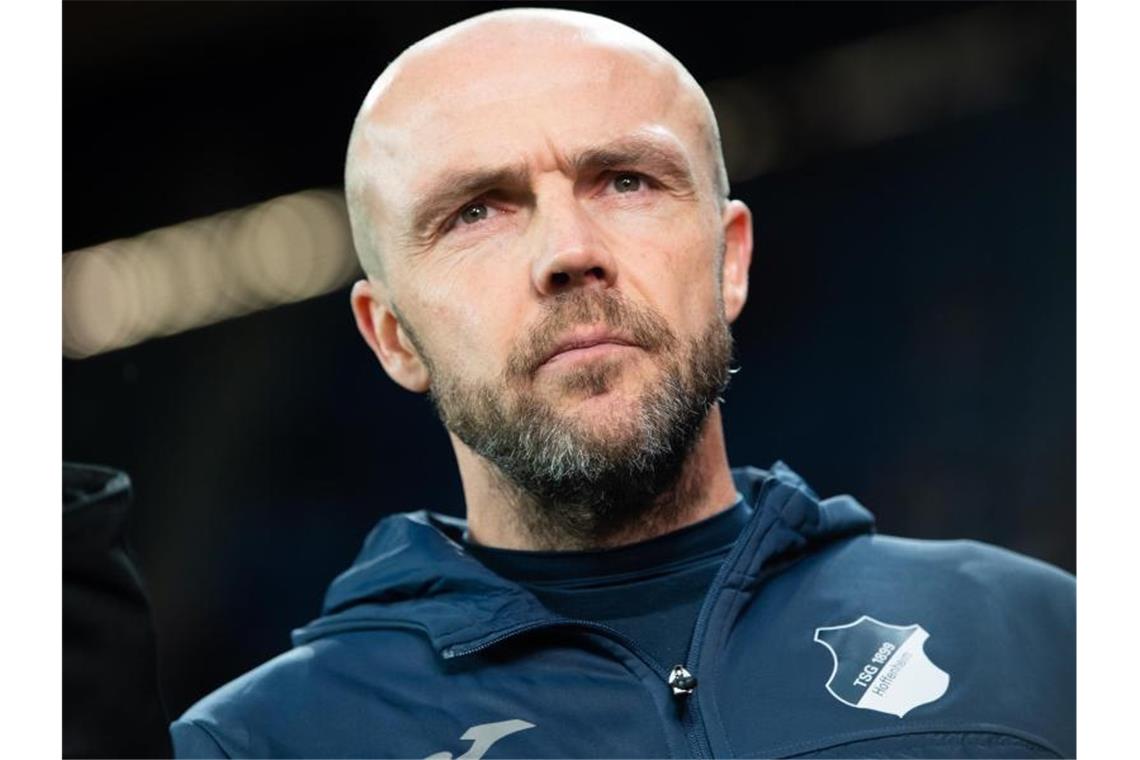 Schreuder: Hoffenheim gut gerüstet für Bundesliga-Neustart Hoffenheims Trainer Alfred Schreuder. Foto: Tom Weller/dpa/Archivbild