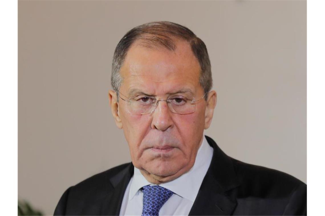 EU zu Libyen-Gipfel: Hoffnung auf Schritt zur Waffenruhe Hofft, dass Libyens Konfliktparteien zur Berlin-Konferenz reisen: Russlands Außenminister Sergej Lawrow. Foto: Eranga Jayawardena/AP/dpa
