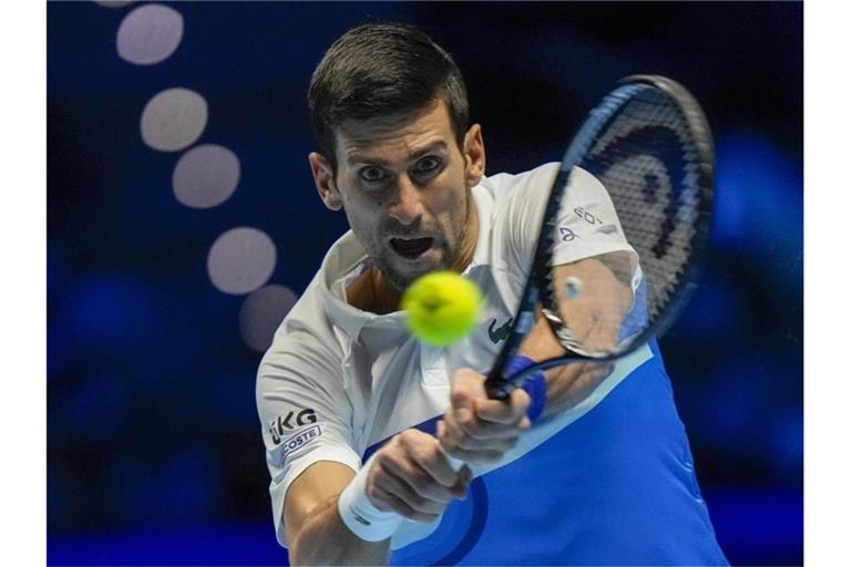 Hofft weiter auf seine Teilnahme in Australien: Novak Djokovic. Foto: Luca Bruno/AP/dpa