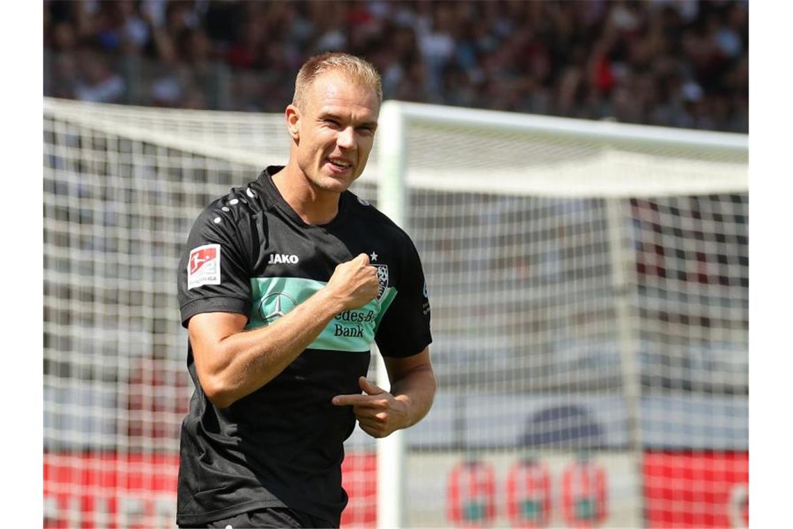 Holger Badstuber jubelt. Foto: Daniel Karmann/dpa/Archivbild