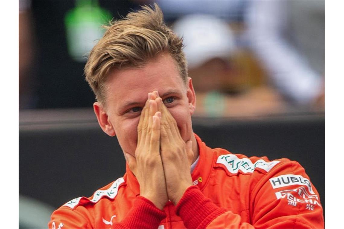 Holte den Formel-2-Titel: Mick Schumacher. Foto: Sebastian Gollnow/dpa
